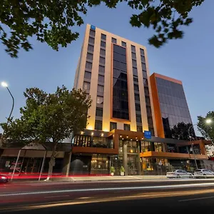 Tryp By Wyndham Adelaida