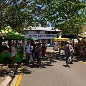 Joes Waterhole 2*, Eumundi Australia